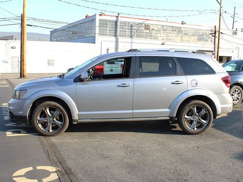 Certified 2016 Dodge Journey Crossroad w/ Popular Equipment Group AWD/4WD image 4