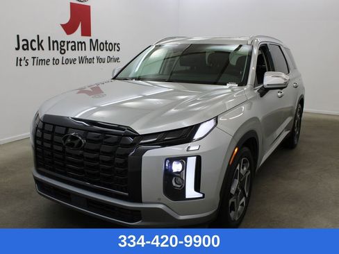Used 2023 Hyundai Palisade SEL w/ Premium Package image 1