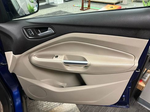 Used 2014 Ford Escape SE image 59