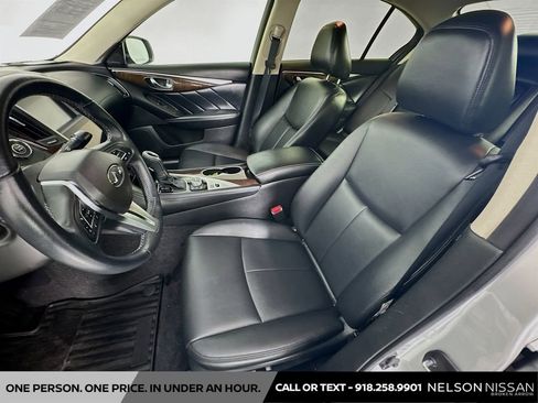 Used 2019 INFINITI Q50 Luxe w/ Cargo Package (L96) RWD image 19