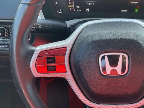 Used 2023 Honda Civic Type R image 9