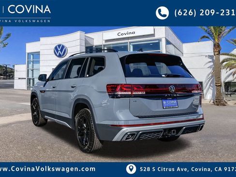 New 2026 Volkswagen Atlas Peak Edition image 5
