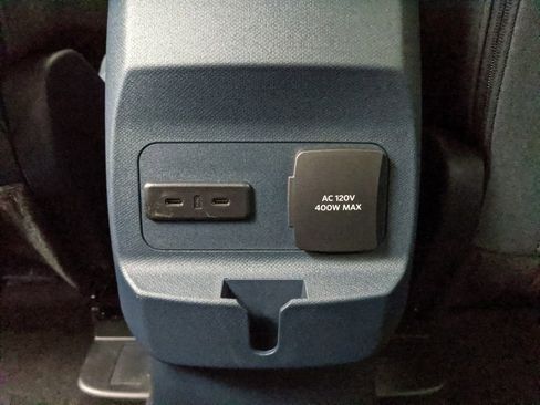 New 2025 Ford Maverick XLT w/ XLT Luxury Package image 19