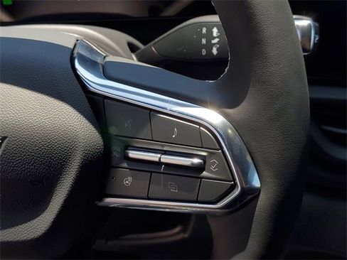 New 2025 Chevrolet Silverado EV LT image 21