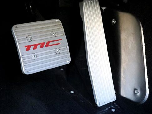 Used 2016 Maserati GranTurismo Sport image 34