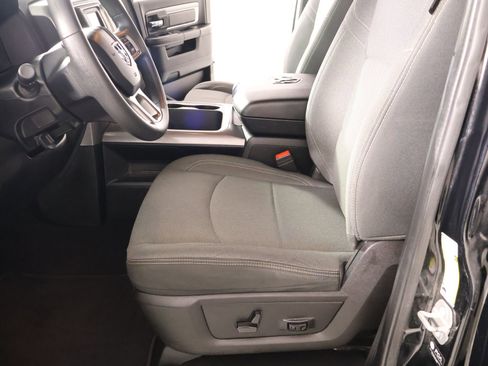 Used 2021 RAM 1500 Classic Warlock AWD/4WD image 10