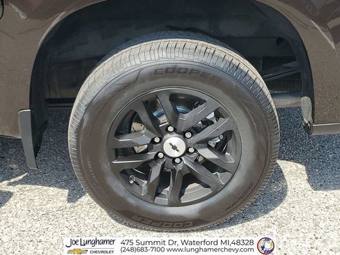 Used 2019 Chevrolet Silverado 1500 RST AWD/4WD image 33
