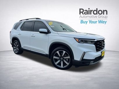 Certified 2025 Honda Pilot Touring