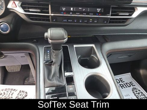 Used 2023 Toyota Sienna XSE w/ XSE Plus Package FWD image 25