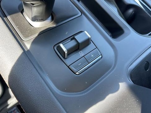 New 2026 GMC Sierra 1500 AT4 w/ AT4 Premium Package AWD/4WD image 32