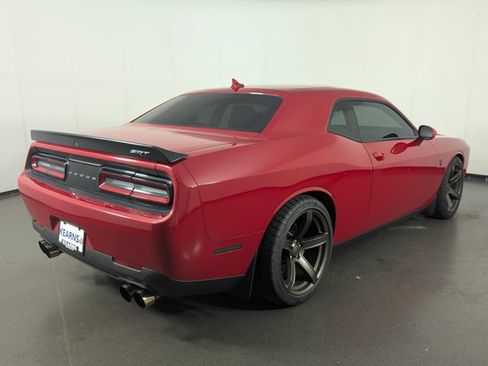 Used 2016 Dodge Challenger SRT Hellcat RWD image 7