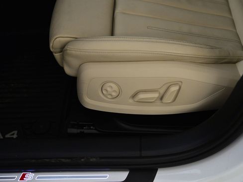 Certified 2023 Audi A4 2.0T Premium w/ Convenience Package image 28