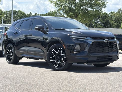 Used 2021 Chevrolet Blazer RS w/ Enhanced Convenience Package FWD image 2