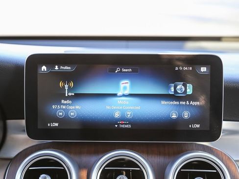 Used 2021 Mercedes-Benz GLC 300 4MATIC image 15
