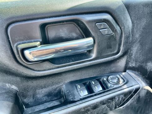 Used 2021 Chevrolet Silverado 2500 Custom w/ Custom Value Package AWD/4WD image 21