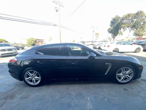 Used 2013 Porsche Panamera Platinum Edition image 4