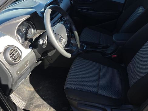 Used 2019 Hyundai Kona SE image 3