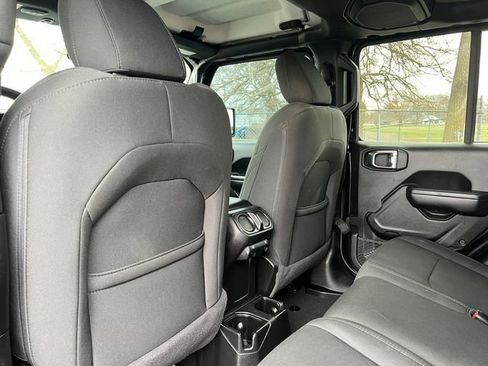 Used 2021 Jeep Gladiator Sport AWD/4WD image 34