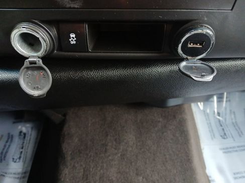 Used 2013 GMC Sierra 1500 SLE w/ Power Tech Package image 5