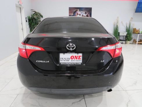 Used 2015 Toyota Corolla LE FWD image 5