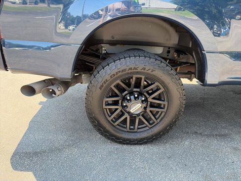 Used 2019 Ford F350 Lariat AWD/4WD image 17