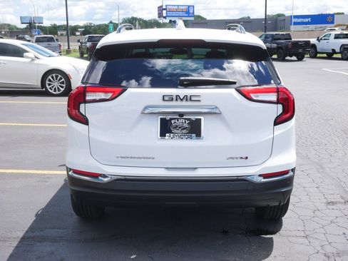 Used 2022 GMC Terrain AT4 w/ LPO, Floor Liner Package AWD/4WD image 6