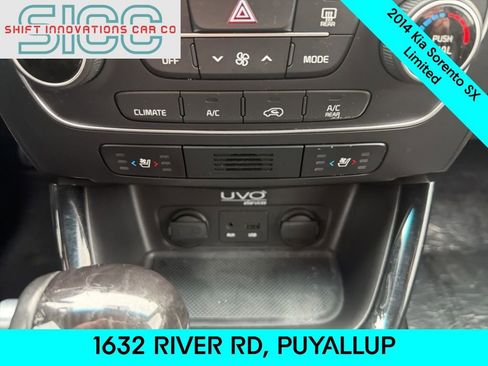 Used 2014 Kia Sorento SX w/ 3rd Row Package image 19