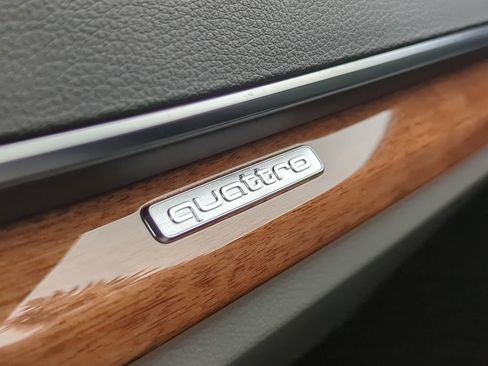 Used 2023 Audi Q5 e Premium image 23