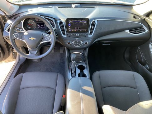 Used 2024 Chevrolet Malibu LT FWD image 19