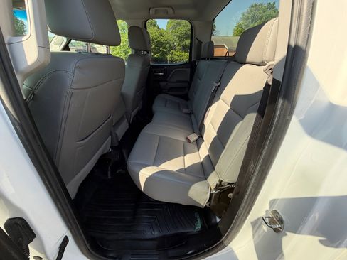 Used 2018 Chevrolet Silverado 2500 W/T w/ WT Convenience Package AWD/4WD image 17