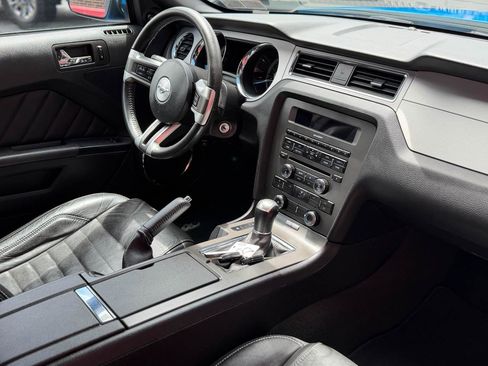 Used 2013 Ford Mustang GT Premium RWD image 24