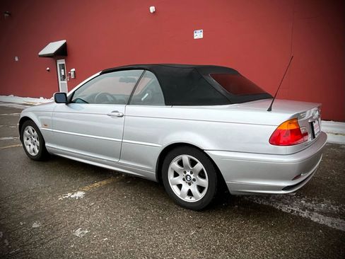 Used 2001 BMW 325Ci Convertible image 3