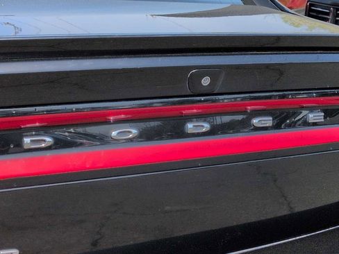 Used 2018 Dodge Charger R/T w/ Plus Group RWD image 12