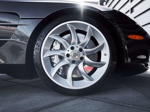 Used 2006 Mercedes-Benz SLR image 35