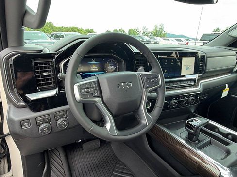 New 2026 Chevrolet Silverado 1500 RST AWD/4WD image 19