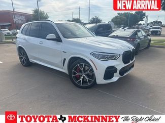 Used 2022 BMW X5 xDrive45e AWD/4WD video 1