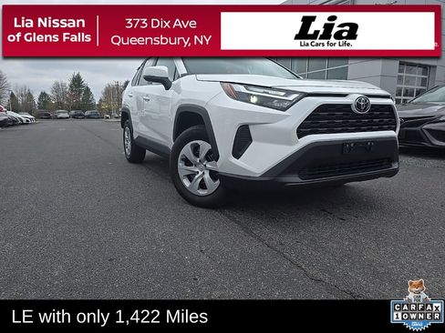 Used 2025 Toyota RAV4 LE AWD/4WD image 1