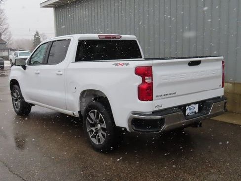 Used 2024 Chevrolet Silverado 1500 LT AWD/4WD image 10