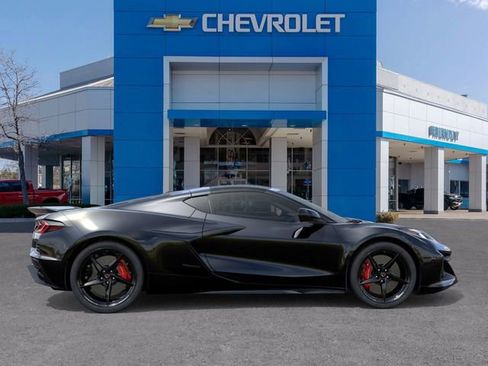 New 2025 Chevrolet Corvette E-Ray image 5