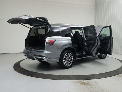 Used 2025 INFINITI QX80 Sensory AWD/4WD image 15