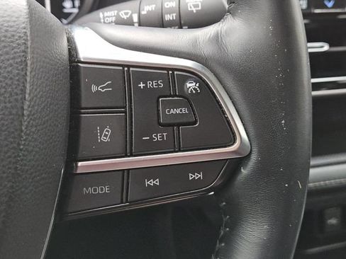 Used 2020 Toyota Highlander Limited image 24