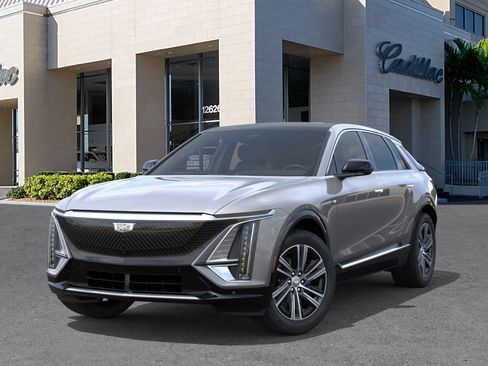 New 2026 Cadillac Lyriq Luxury w/ LPO, Floor Liner Package RWD image 6