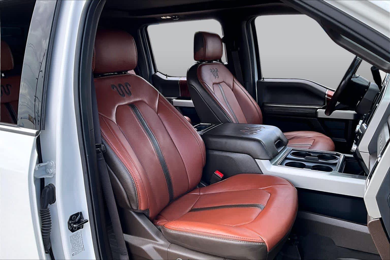 Used 2022 Ford F250 King Ranch w/ King Ranch Ultimate Package AWD/4WD image 8