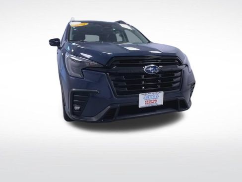 Used 2023 Subaru Ascent Onyx Edition AWD/4WD image 2