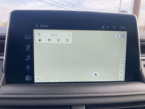 Used 2023 Chevrolet Suburban Premier image 23