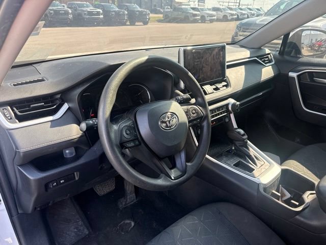 Used 2023 Toyota RAV4 XLE FWD image 10
