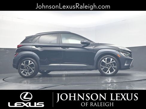 Used 2022 Hyundai Kona Limited w/ Winter Weather Package image 21