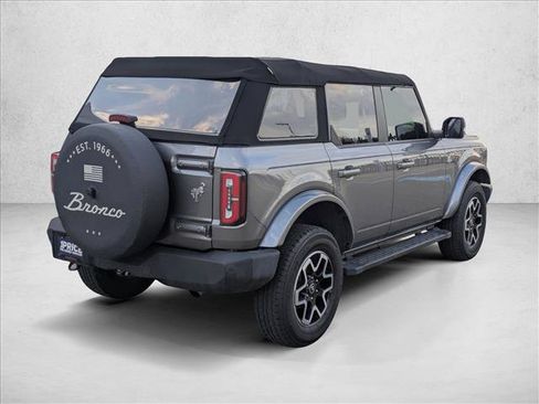 Used 2022 Ford Bronco Outer Banks AWD/4WD image 5