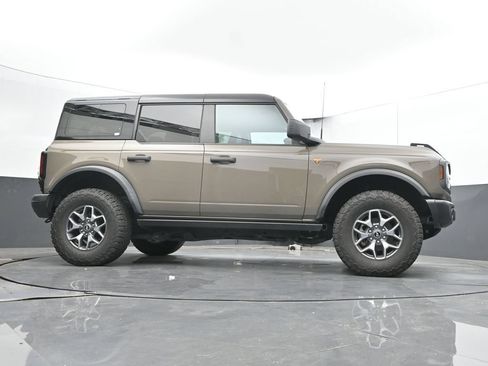 Used 2025 Ford Bronco Badlands AWD/4WD image 44