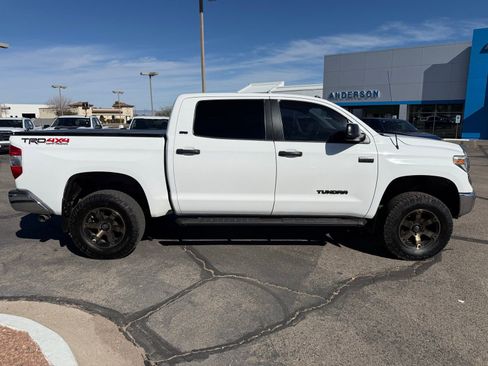 Used 2018 Toyota Tundra SR5 w/ TRD Off Road Package image 4